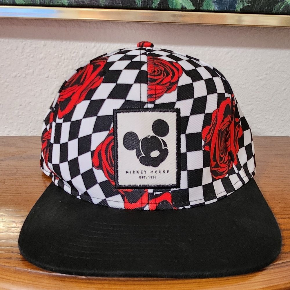 Neff Mickey Mouse Checkered Rose Cap In Excellent Condition